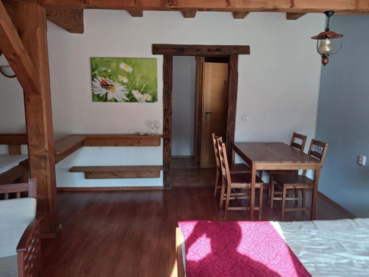 Hotel Leyla Frymburk Ngoại thất bức ảnh