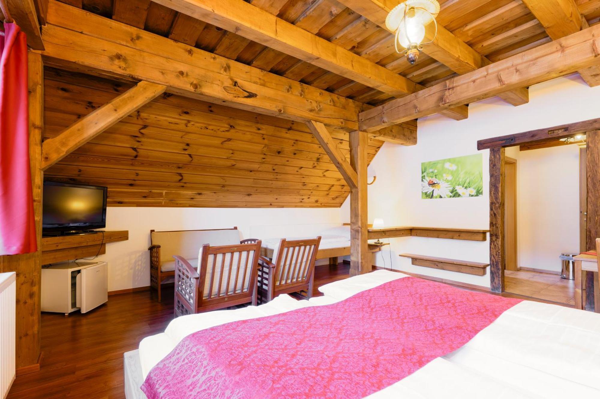 Hotel Leyla Frymburk Ngoại thất bức ảnh