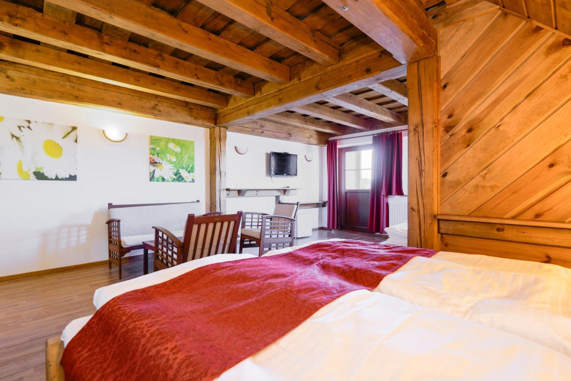 Hotel Leyla Frymburk Ngoại thất bức ảnh