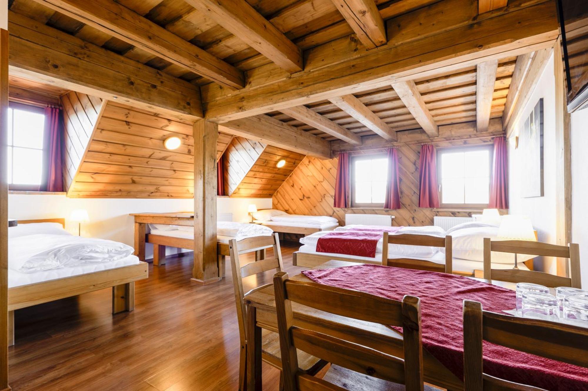 Hotel Leyla Frymburk Ngoại thất bức ảnh