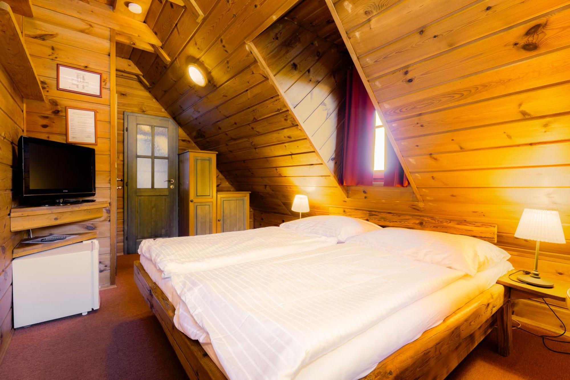 Hotel Leyla Frymburk Ngoại thất bức ảnh