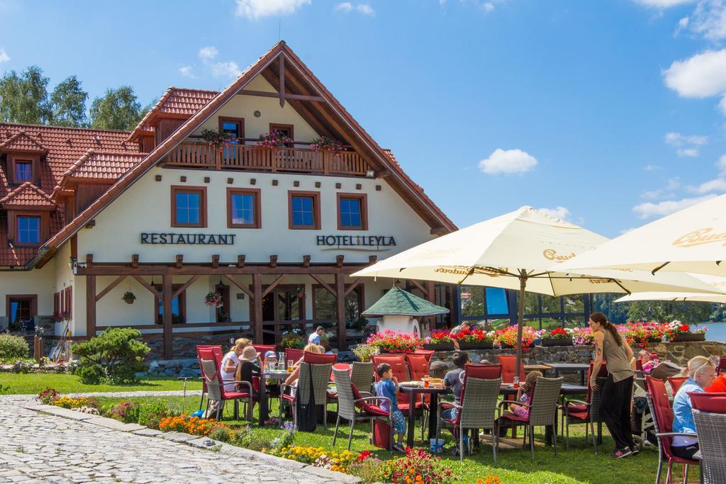 Hotel Leyla Frymburk Ngoại thất bức ảnh